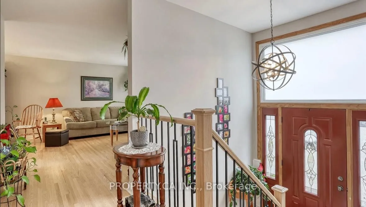 204 Mason Drive, Unit Upper — photo 3