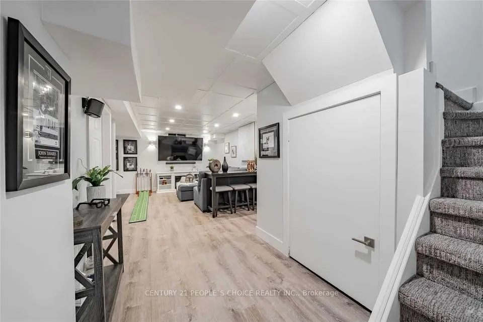 40 Cranborne Crescent — photo 15