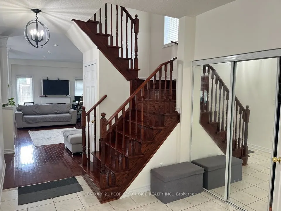 40 Cranborne Crescent — photo 3