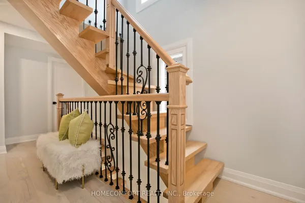 18 Connaught Avenue — photo 2