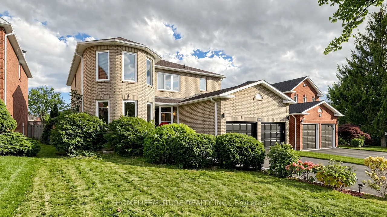 90 Bedell Crescent — photo 2