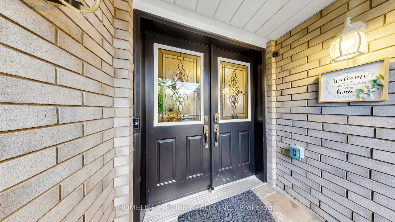90 Bedell Crescent — photo 3