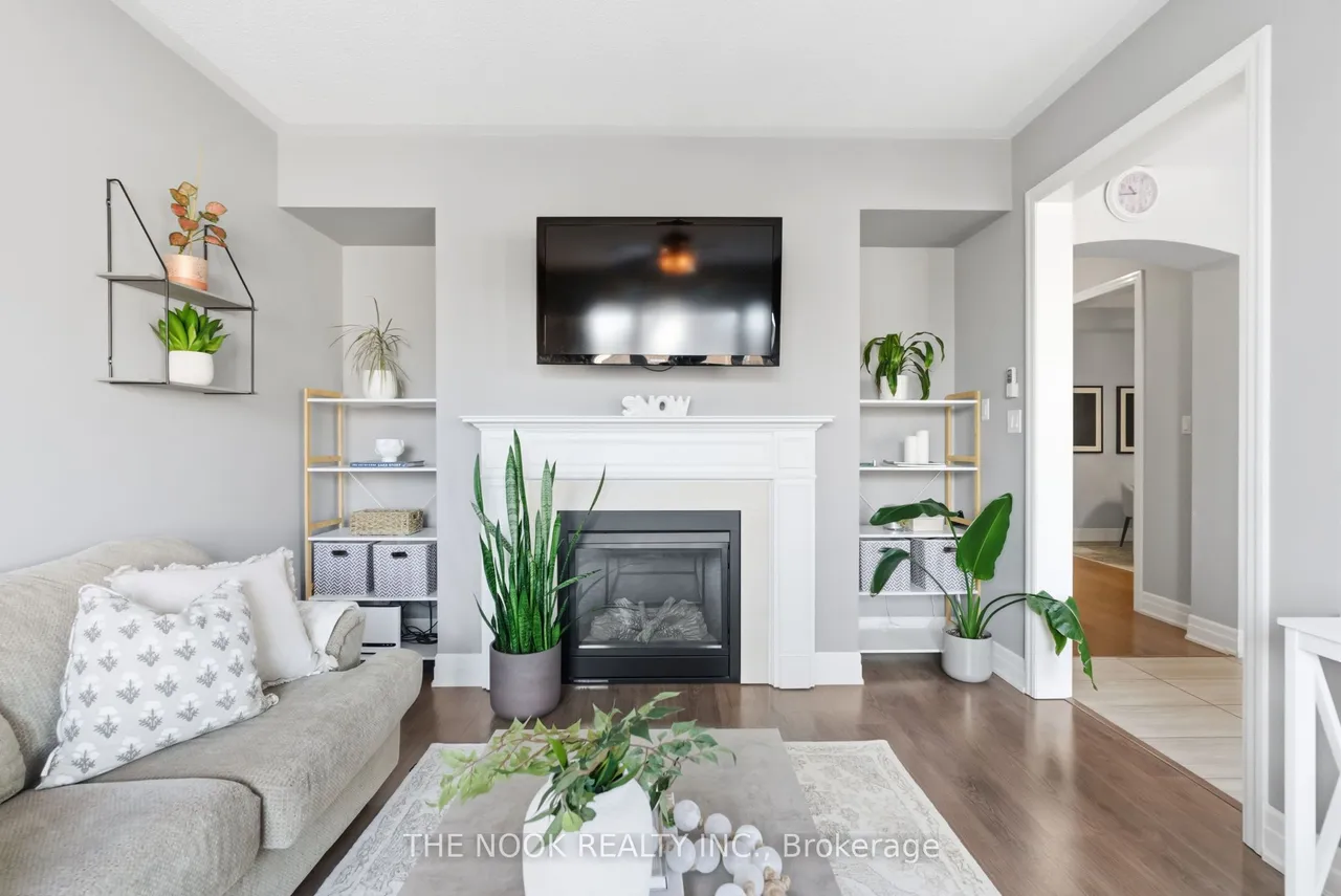 2507 Standardbred Drive — photo 2