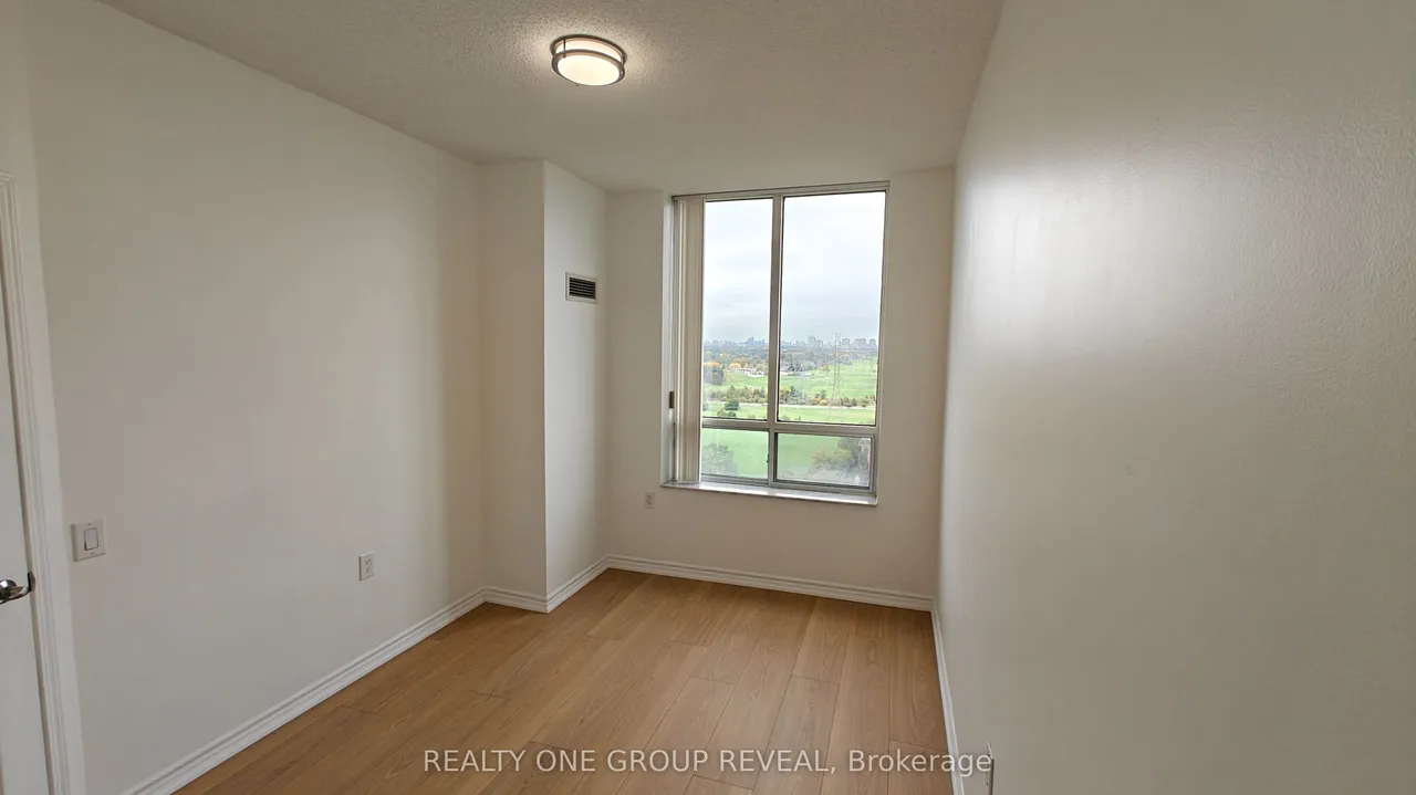 3088 Kennedy Road, Unit PH10 — photo 21