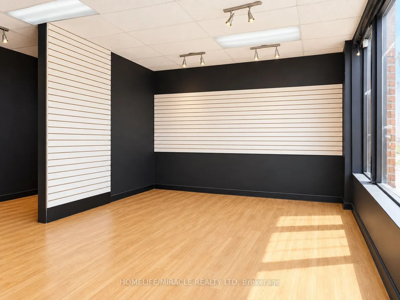 153 Brock Street N, Unit 4 — photo 10