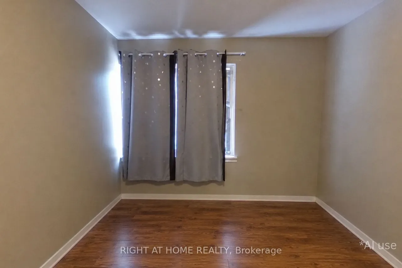 2889 St Clair Avenue E, Unit C — photo 25