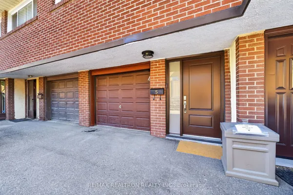 1185 Birchmount Road, Unit 5 — photo 2