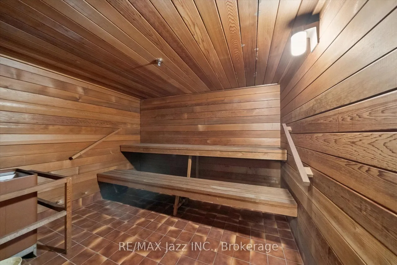 337 Simcoe Street N, Unit 405 — photo 43
