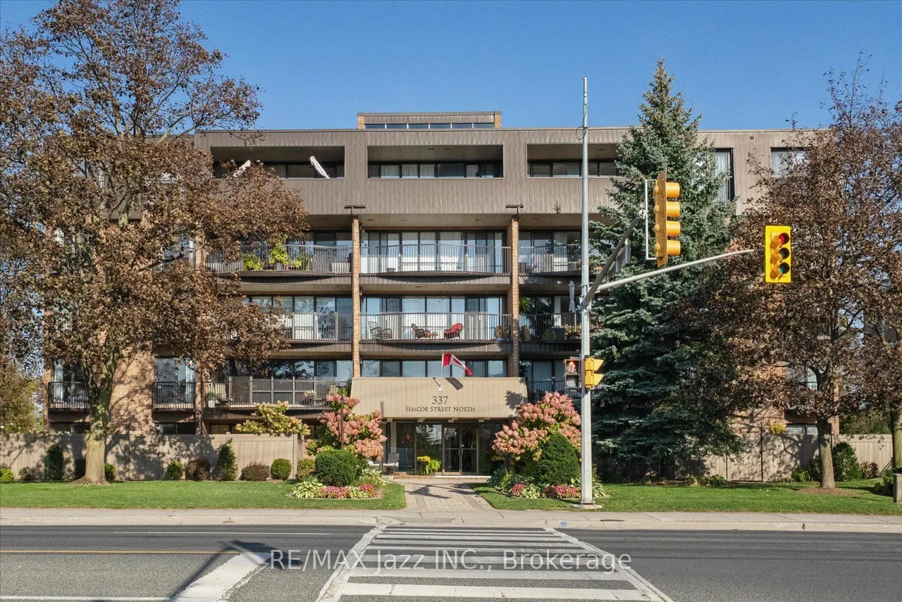 337 Simcoe Street N, Unit 405