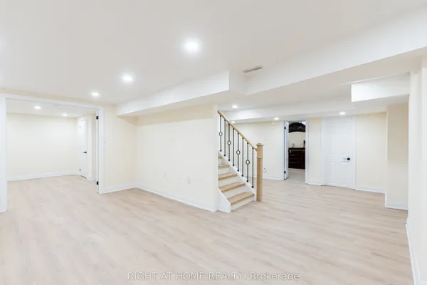 43 Greenbush Place, Unit Basement — photo 2