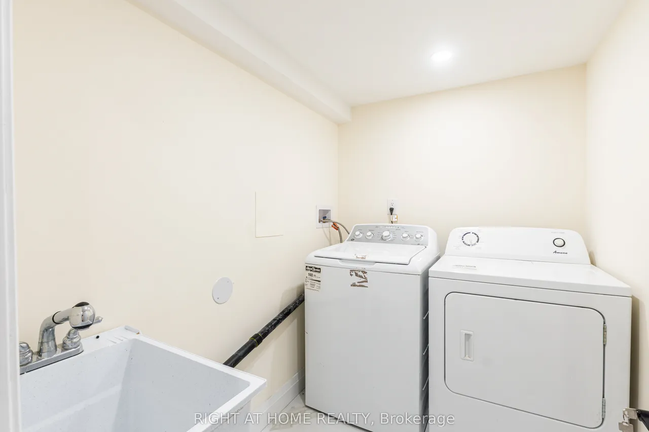 43 Greenbush Place, Unit Basement — photo 17