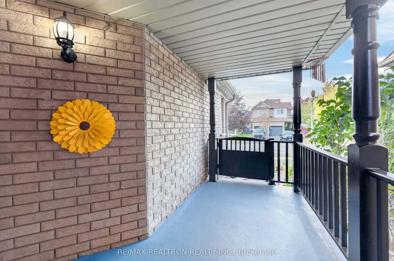 15 Iberville Road — photo 3
