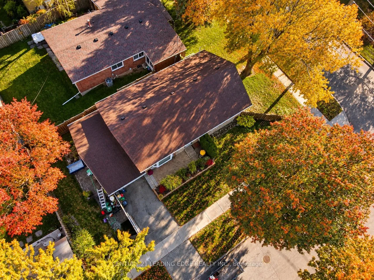 18 Horizon Crescent — photo 35