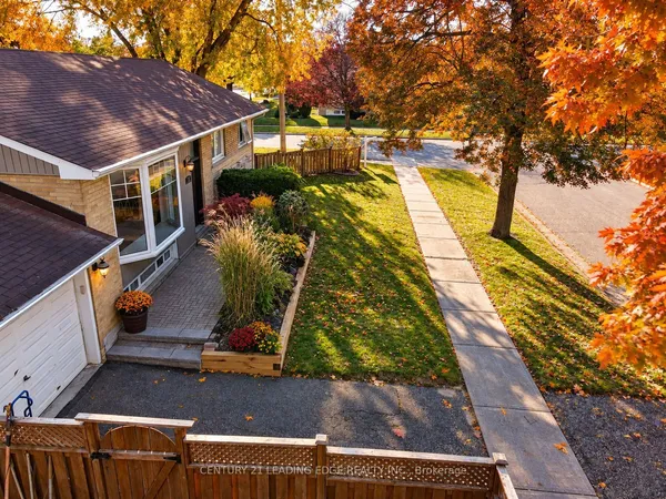 18 Horizon Crescent — photo 2