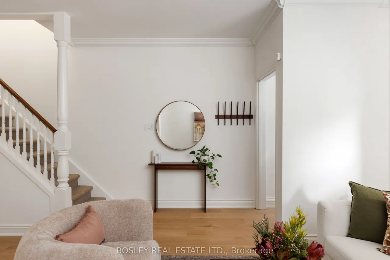 30 Caroline Avenue — photo 3