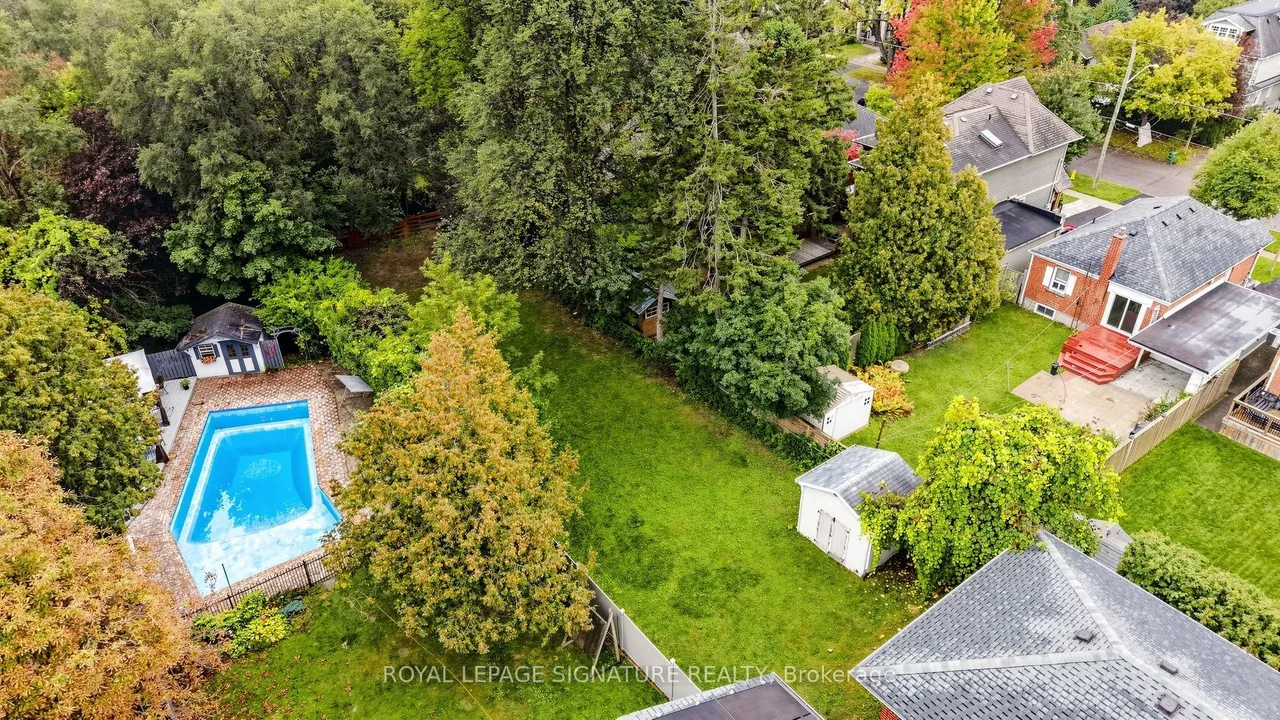 35 Florens Avenue — photo 49