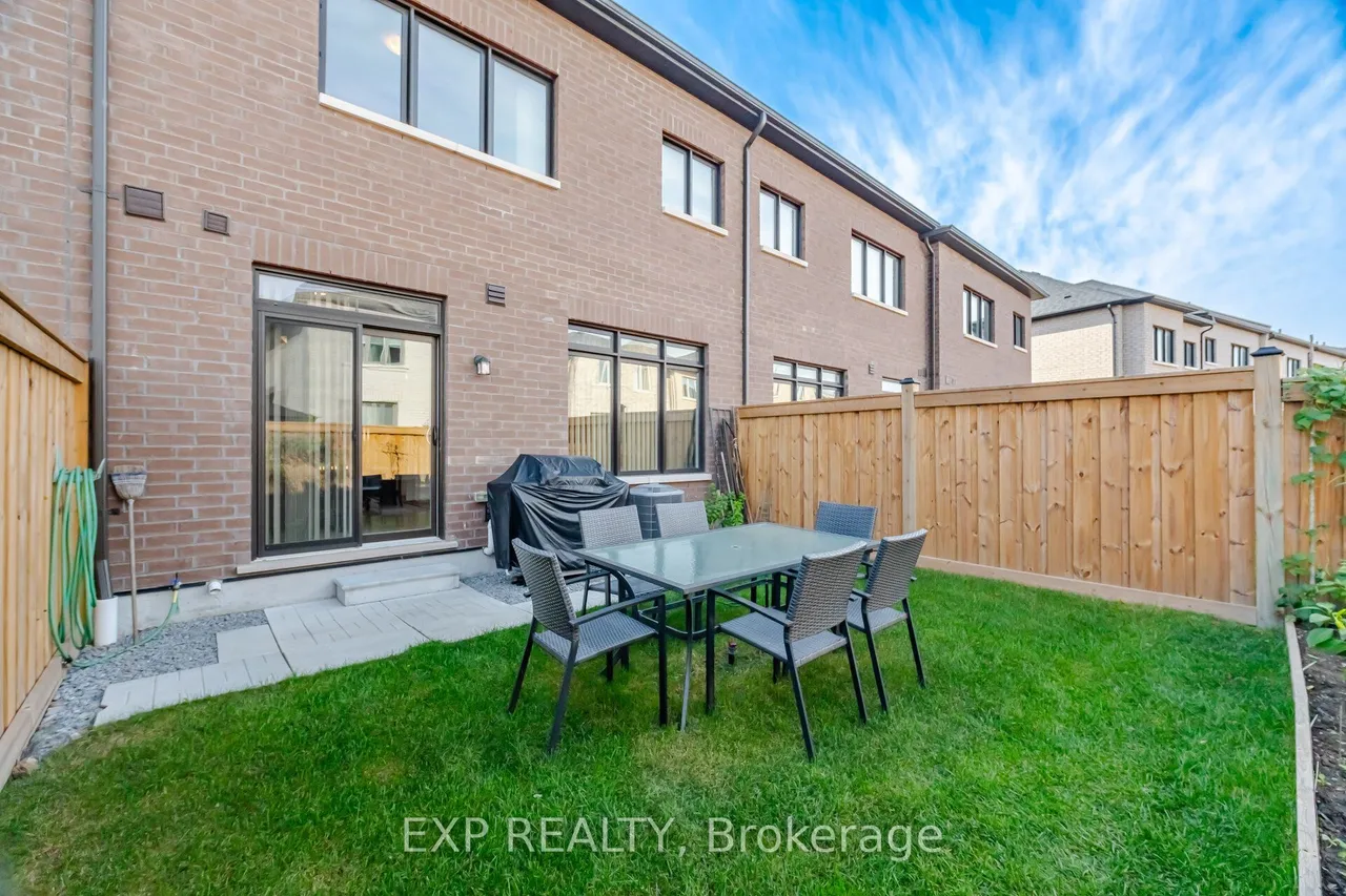 130 Ogston Crescent — photo 43