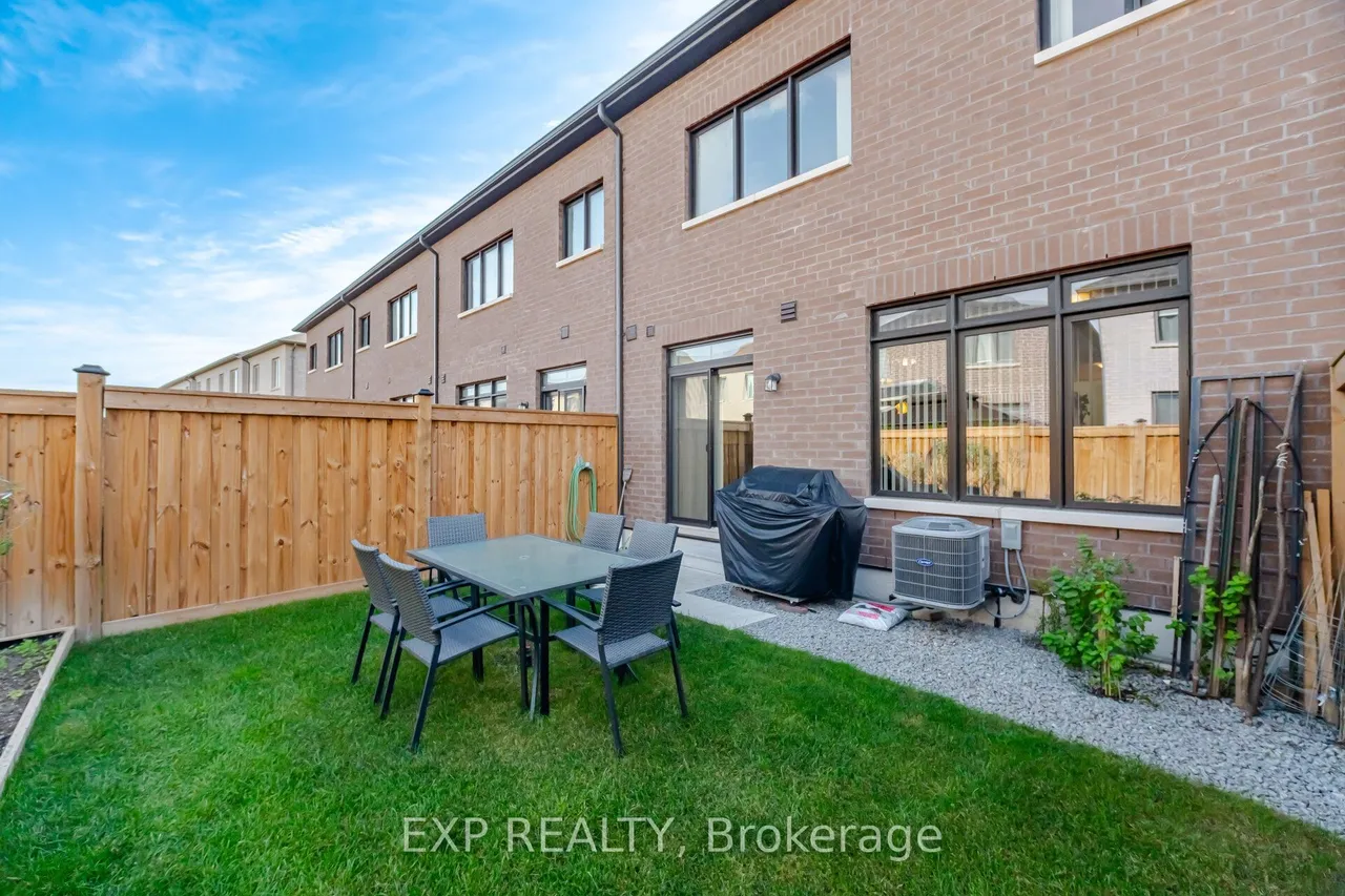 130 Ogston Crescent — photo 42