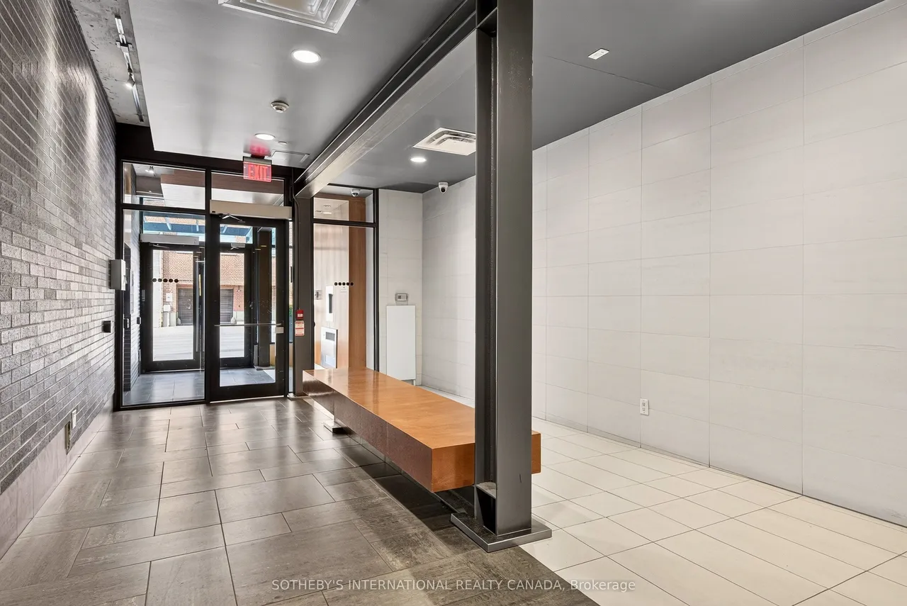 319 Carlaw Avenue, Unit 406 — photo 26