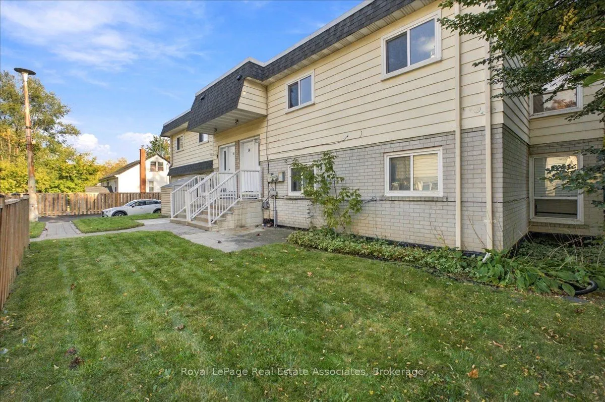540 Mary Street E, Unit 1-4 — photo 3