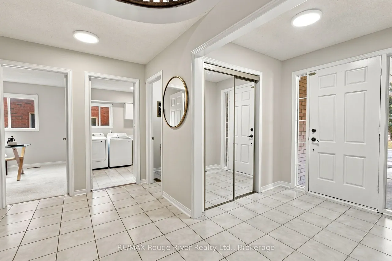 51 Lofthouse Drive — photo 3