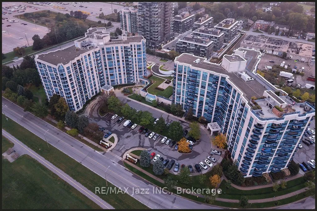 360 Watson Street W, Unit 105