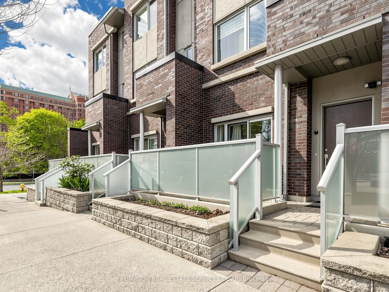 330 Village Green Square, Unit TH3 — photo 3