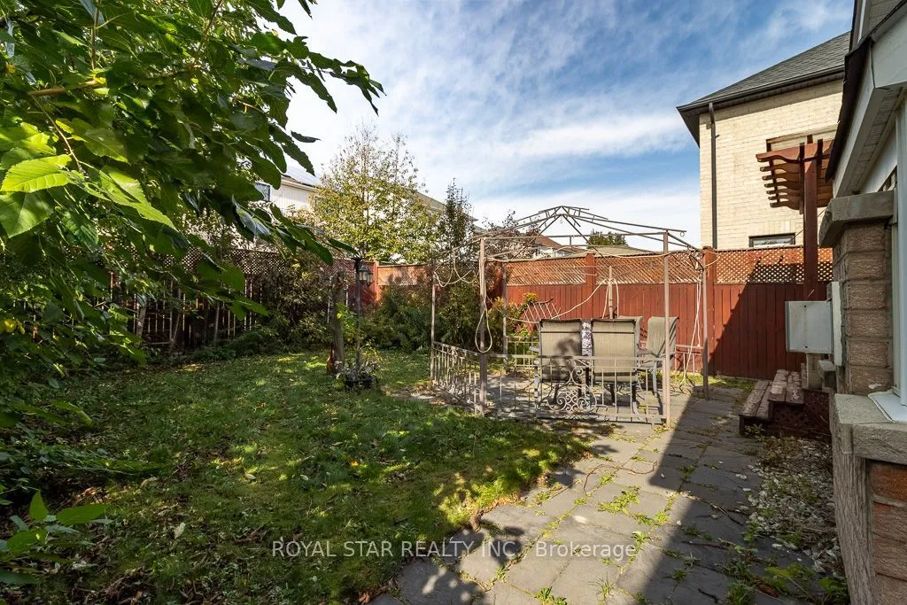 1164 Stire Street — photo 37