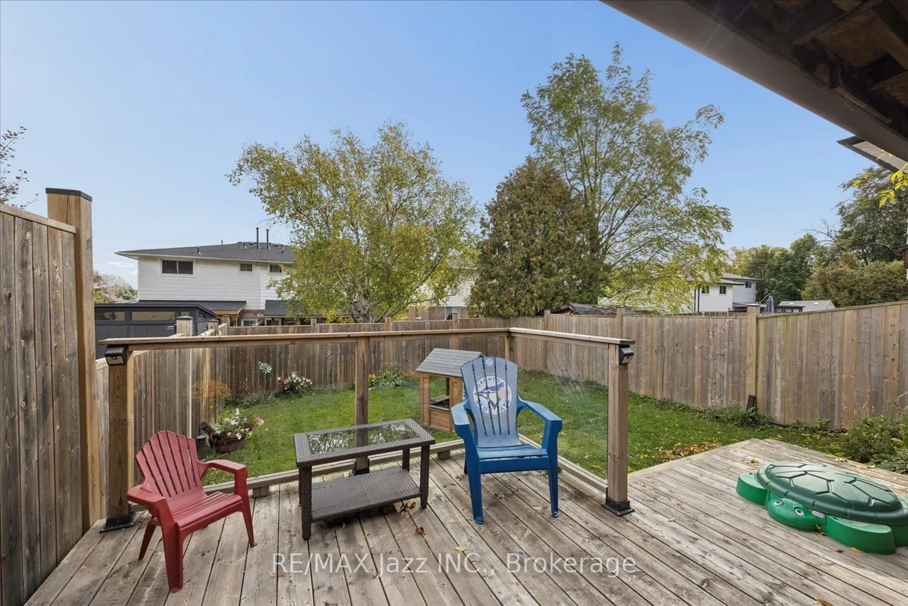 419 Maplewood Drive — photo 21
