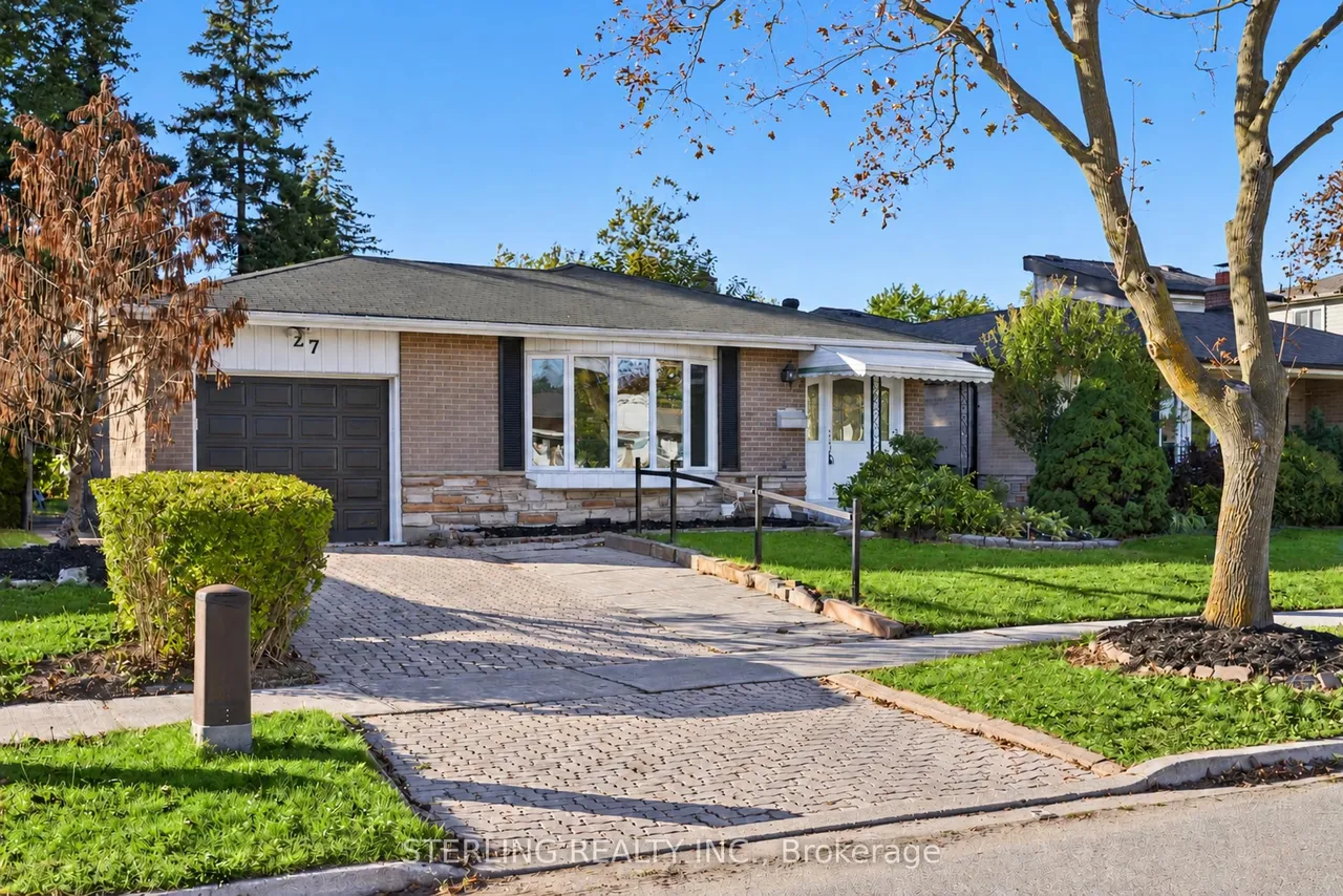 27 Oakmeadow Boulevard