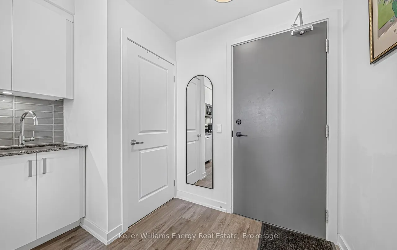 1010 Dundas Street E, Unit 301 — photo 3