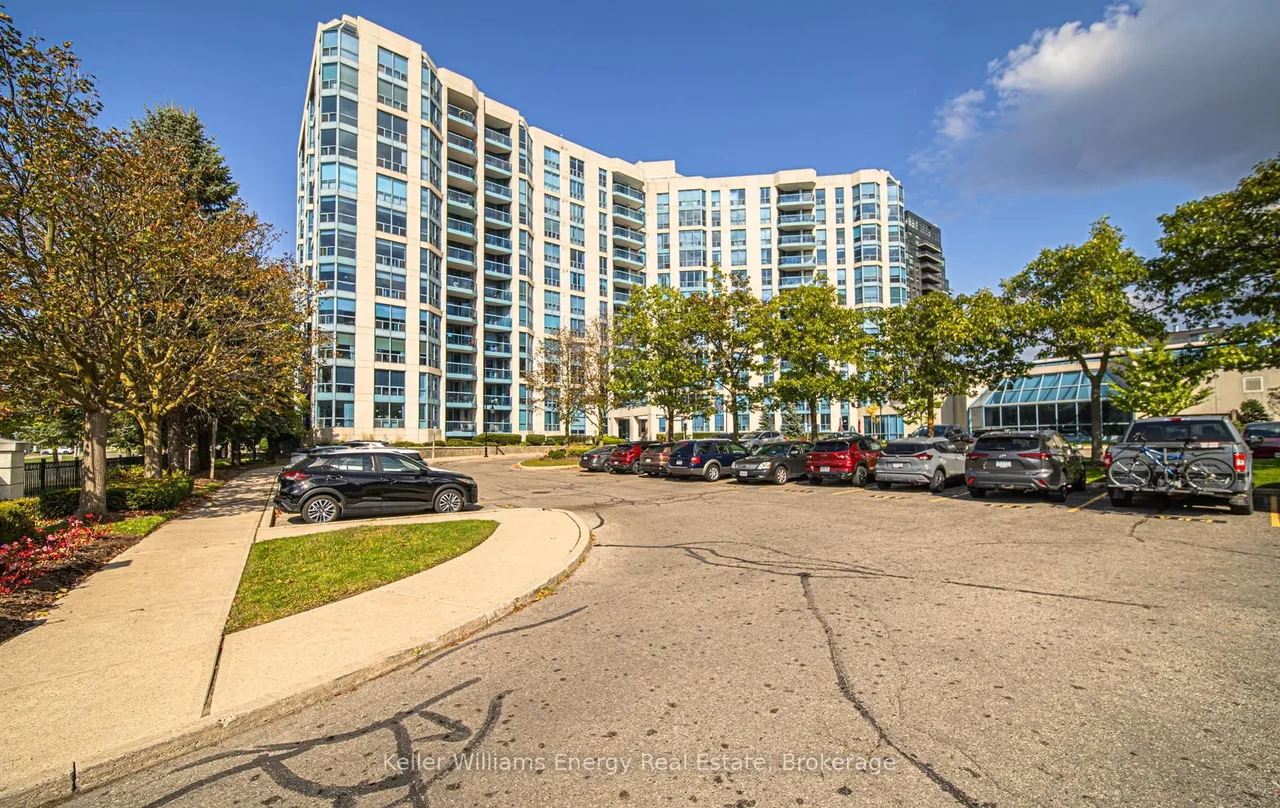 360 Watson Street W, Unit 308 — photo 2