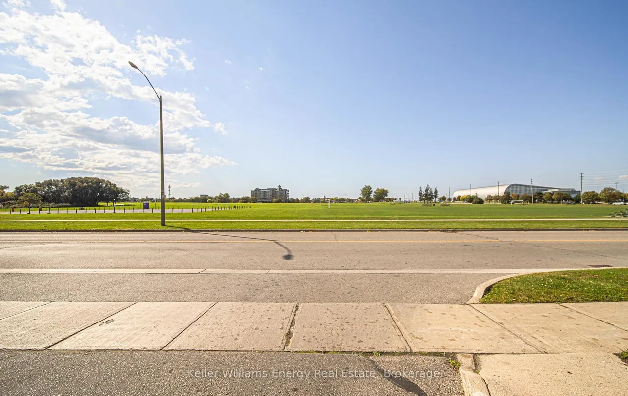360 Watson Street W, Unit 308 — photo 3