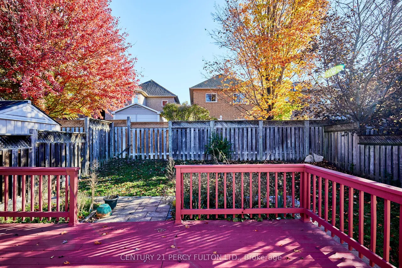 7 Bridlewood Boulevard — photo 50