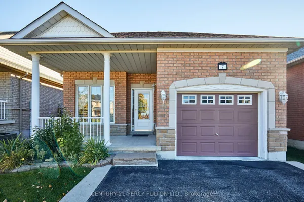 7 Bridlewood Boulevard — photo 2