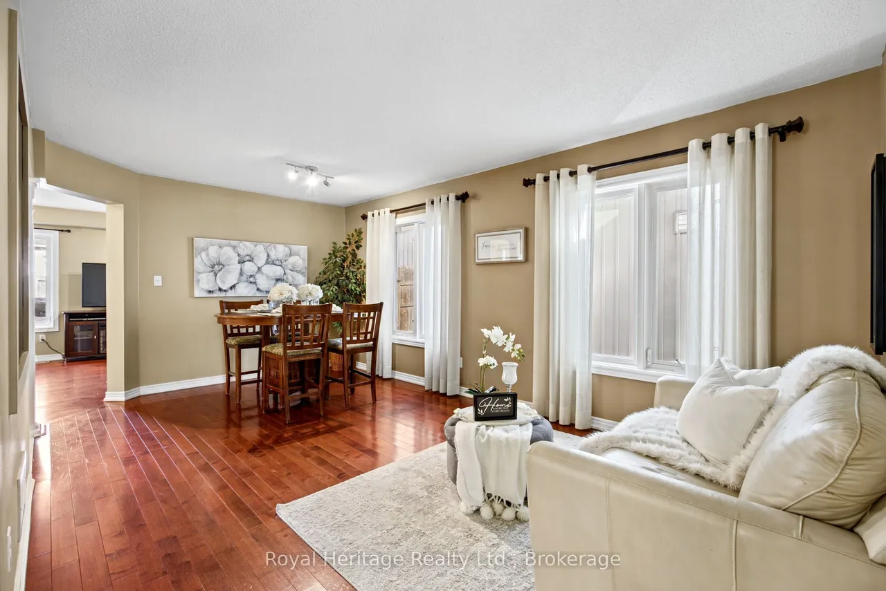 65 Cranborne Crescent — photo 3