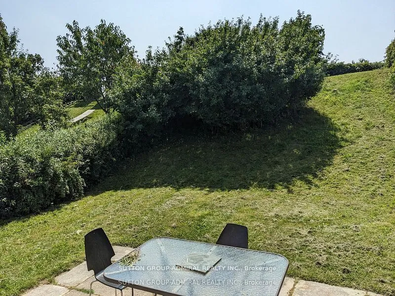 47 Riviera Drive — photo 19