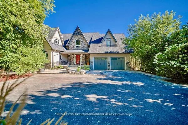 57 Joseph Street S — photo 2
