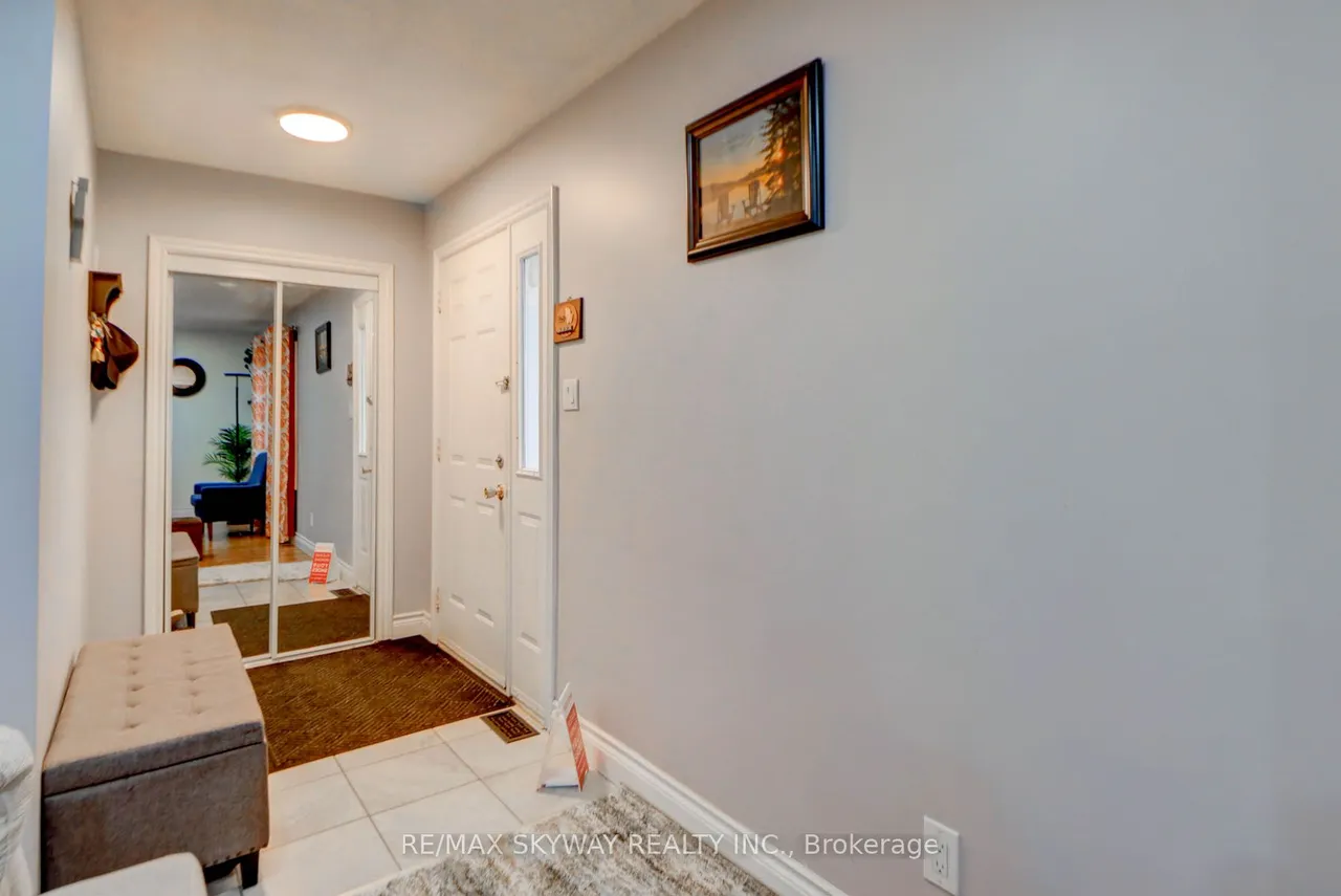 282B Brock Street W — photo 3