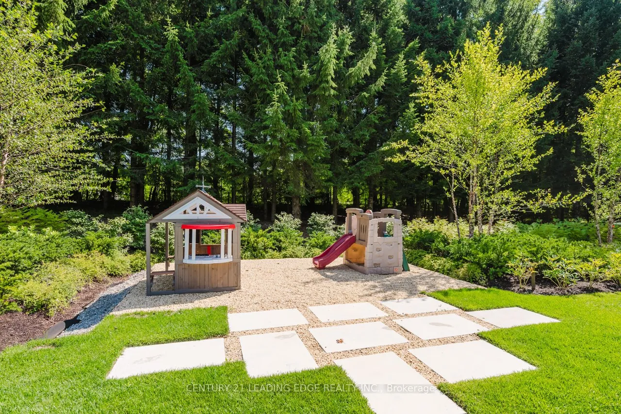 43 Newton Reed Crescent — photo 49