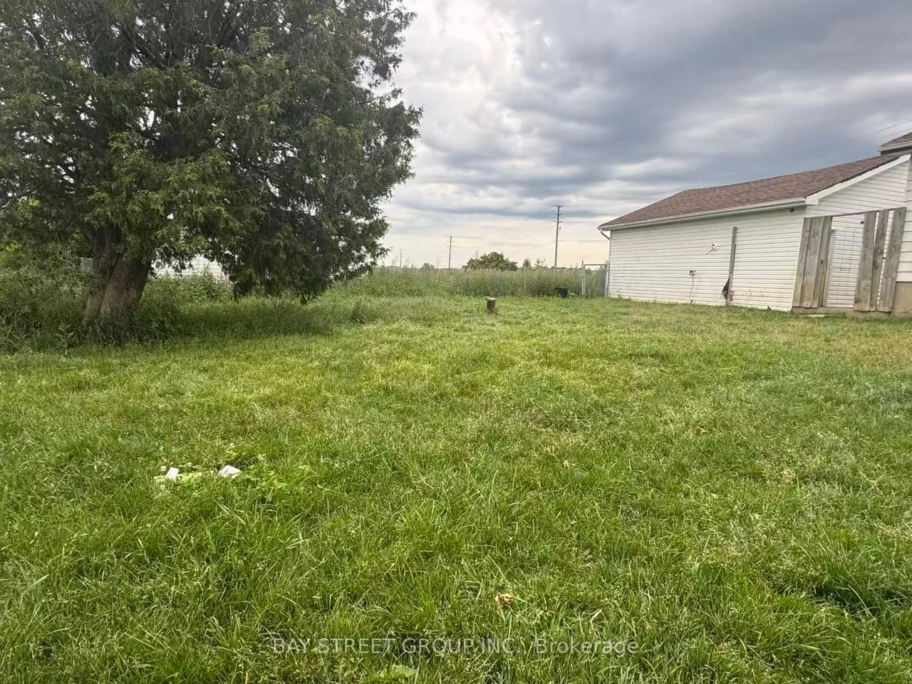6080 Major Mackenzie Drive E — photo 4