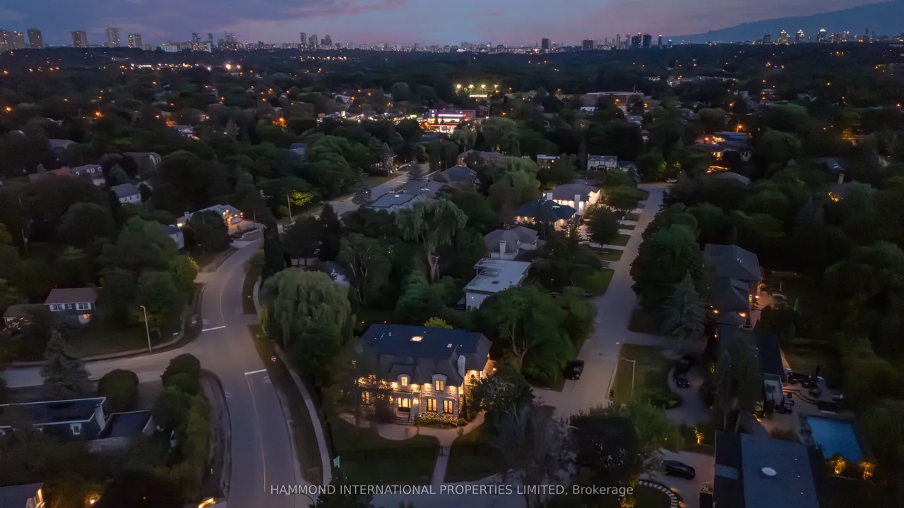 21 Hammok Crescent — photo 37