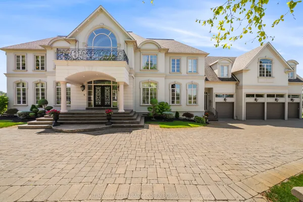 15 Sylvia Court — photo 2