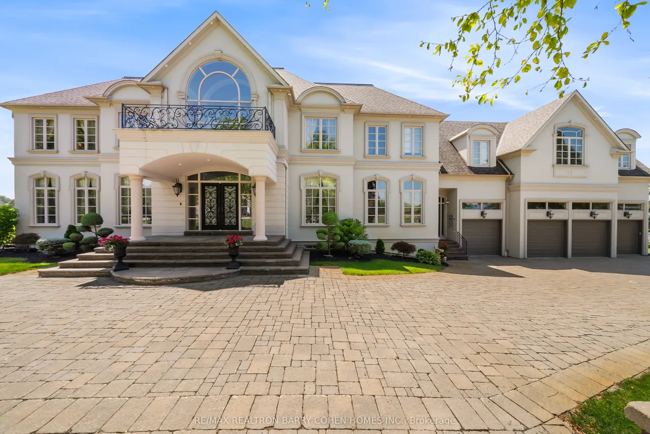 15 Sylvia Court — photo 2