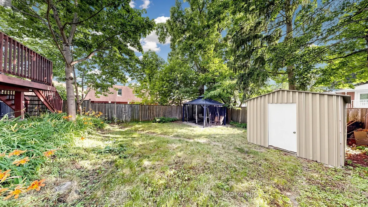 6 Albert Street — photo 33