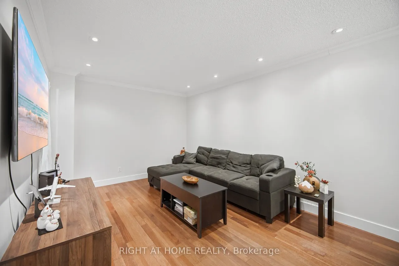 121 Bob O'link Avenue — photo 3