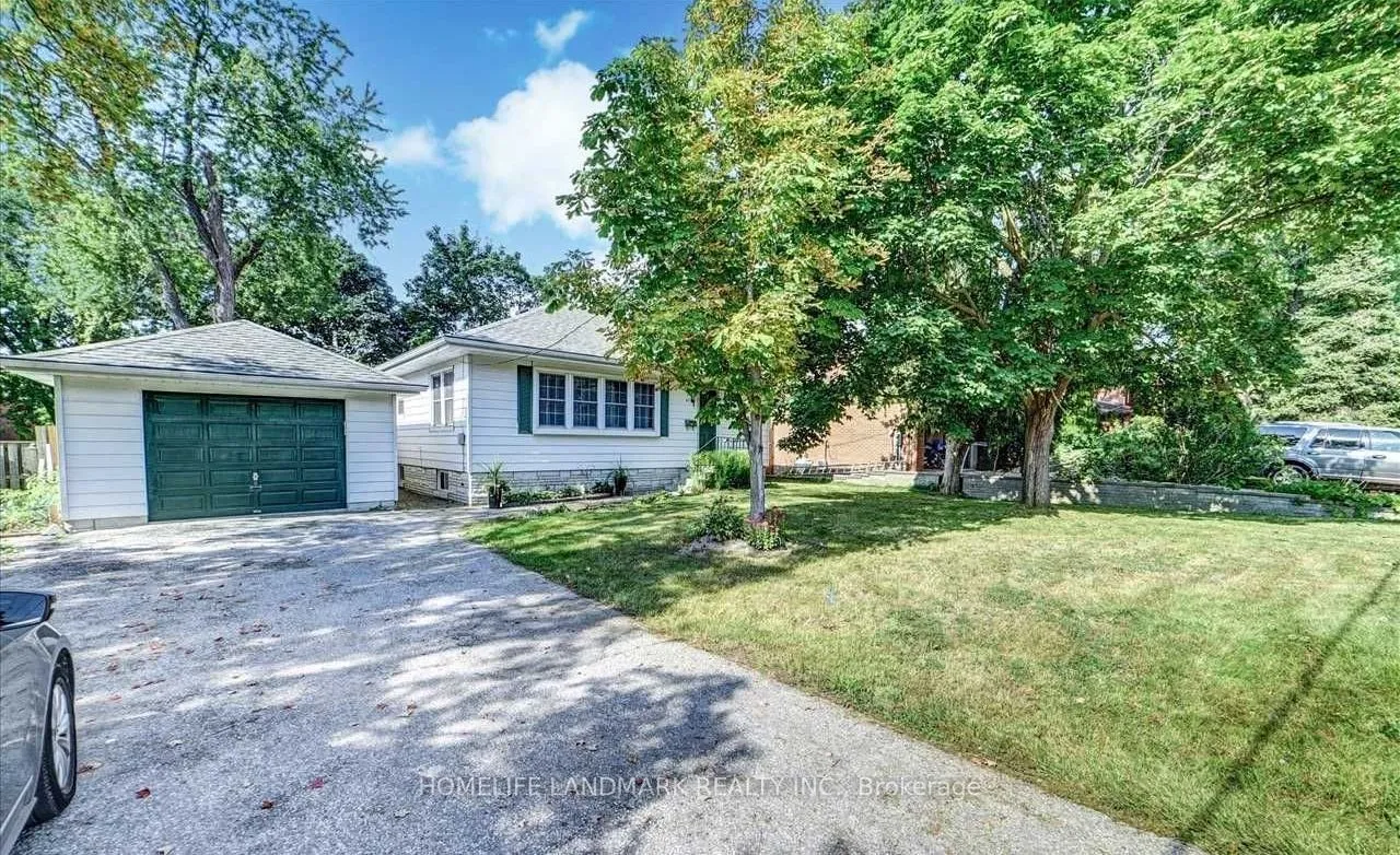 62 Peter Street — photo 3