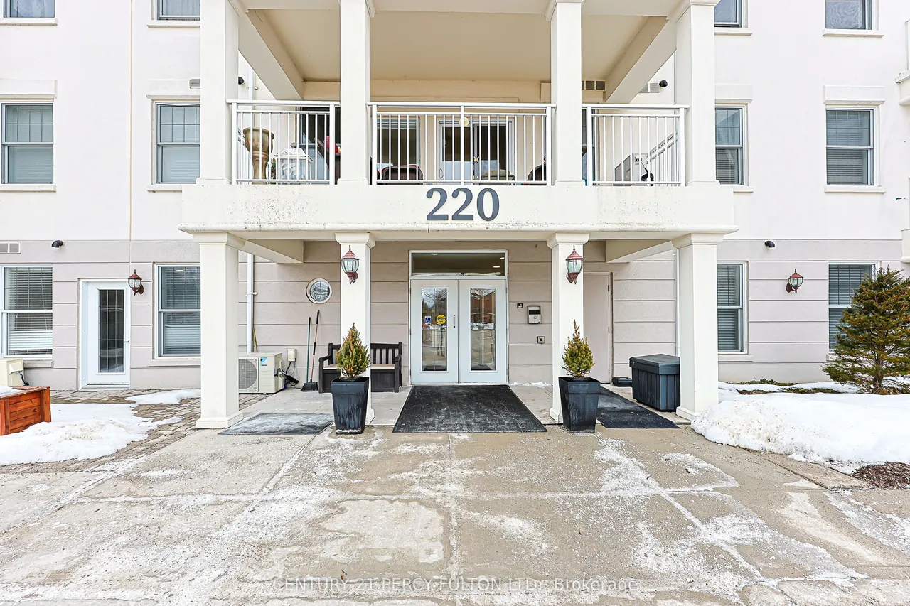 220 Main Street N, Unit 211