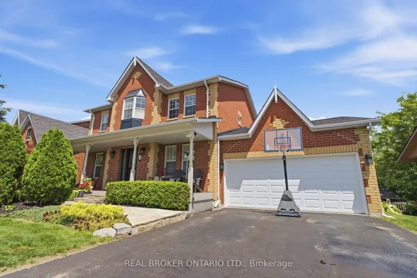 38 Galloway Crescent — photo 2