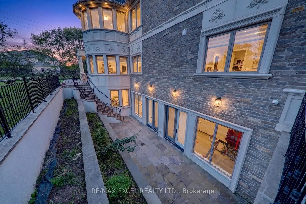 28 Personna Boulevard — photo 49